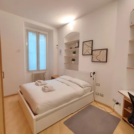 Center In Shopping And Living Area With Ac, Wifi, Steps From M1 And Airport And Fiera Link Apartment